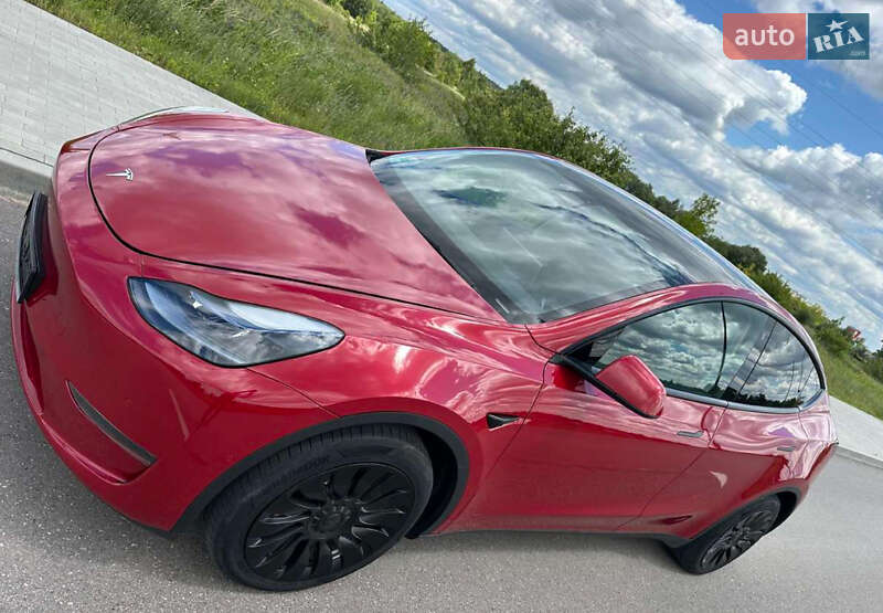 Tesla Model Y 2022