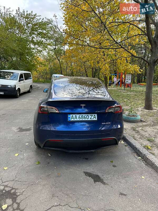 Внедорожник / Кроссовер Tesla Model Y 2023 в Львове