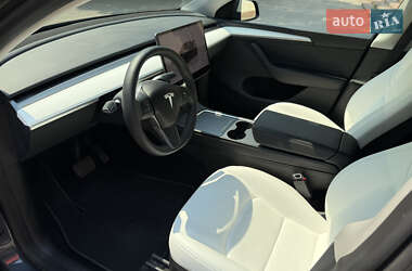 Внедорожник / Кроссовер Tesla Model Y 2023 в 
