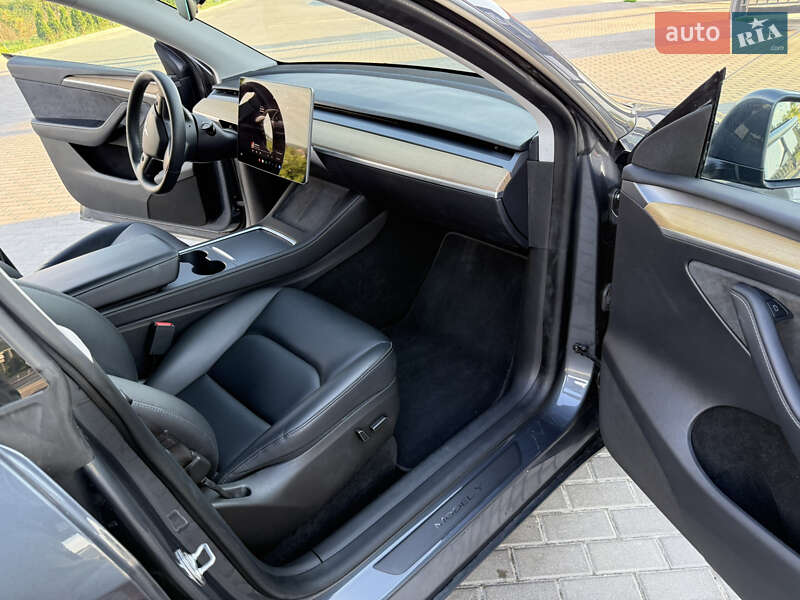 Внедорожник / Кроссовер Tesla Model Y 2022 в Золочеве