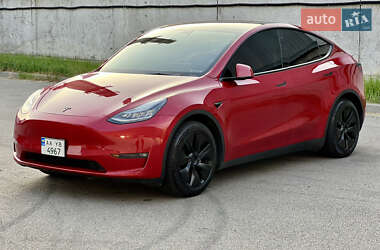 Внедорожник / Кроссовер Tesla Model Y 2021 в 
