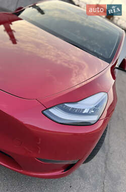 Внедорожник / Кроссовер Tesla Model Y 2021 в 