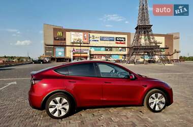 Внедорожник / Кроссовер Tesla Model Y 2024 в 