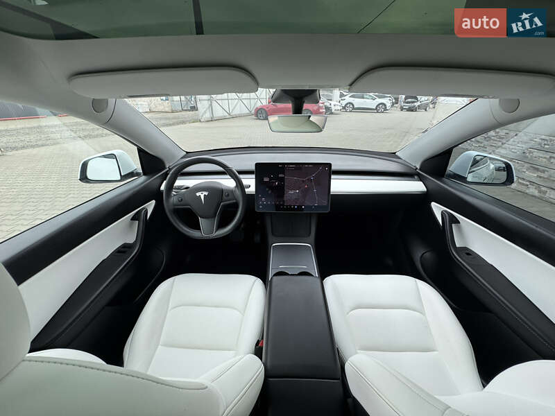 Внедорожник / Кроссовер Tesla Model Y 2021 в Луцке