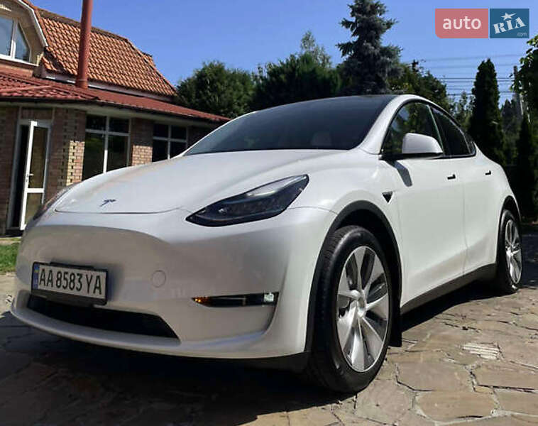 Внедорожник / Кроссовер Tesla Model Y 2021 в Львове