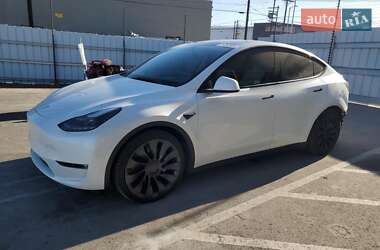 Tesla Model Y 2022