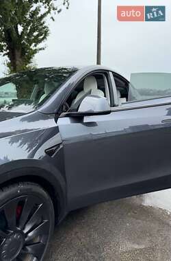 Внедорожник / Кроссовер Tesla Model Y 2022 в 