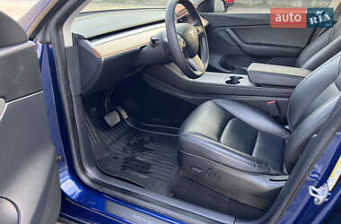 Внедорожник / Кроссовер Tesla Model Y 2020 в 