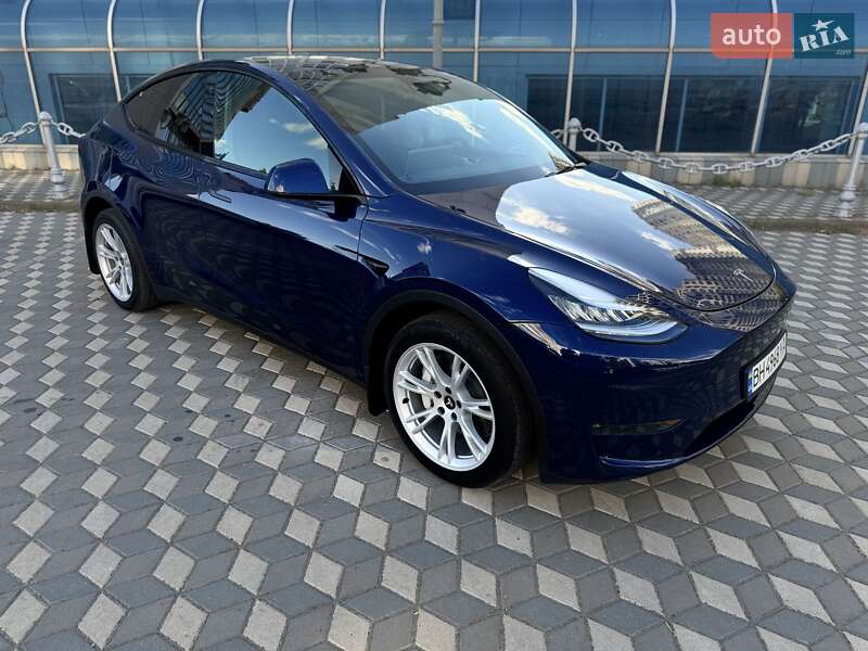 Внедорожник / Кроссовер Tesla Model Y 2023 в Одессе