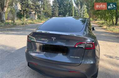 Внедорожник / Кроссовер Tesla Model Y 2023 в 
