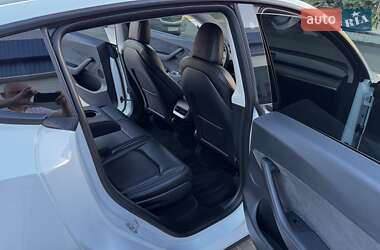 Внедорожник / Кроссовер Tesla Model Y 2022 в 