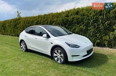 Внедорожник / Кроссовер Tesla Model Y 2022 в 