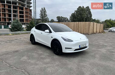 Позашляховик / Кросовер Tesla Model Y 2023 в Дніпрі фото 3 Позашляховик / Кросовер Tesla Model Y 2023 в Дніпрі