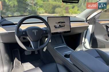 Внедорожник / Кроссовер Tesla Model Y 2023 в 