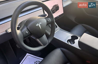 Внедорожник / Кроссовер Tesla Model Y 2024 в 