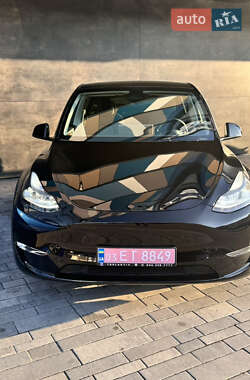 Внедорожник / Кроссовер Tesla Model Y 2024 в 