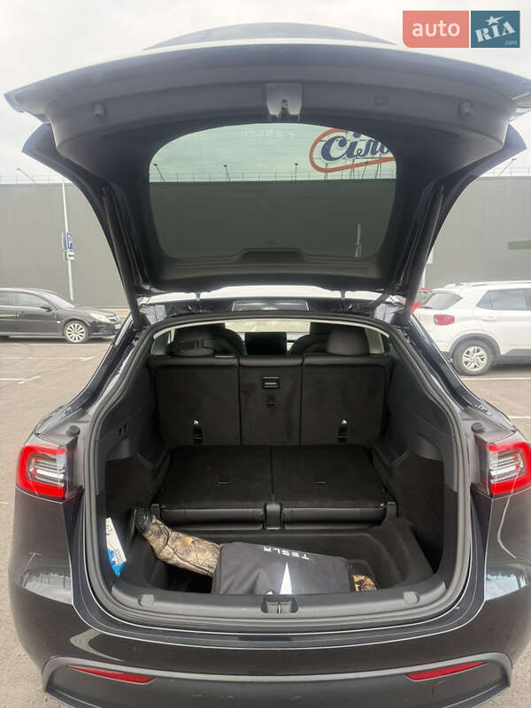 Внедорожник / Кроссовер Tesla Model Y 2024 в Киеве фото 3 Внедорожник / Кроссовер Tesla Model Y 2024 в Киеве