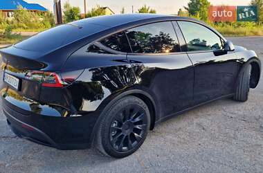 Внедорожник / Кроссовер Tesla Model Y 2021 в 