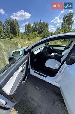 Внедорожник / Кроссовер Tesla Model Y 2022 в 