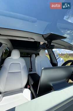 Внедорожник / Кроссовер Tesla Model Y 2022 в 