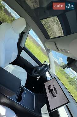Внедорожник / Кроссовер Tesla Model Y 2022 в 
