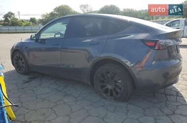 Внедорожник / Кроссовер Tesla Model Y 2023 в 