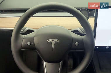 Внедорожник / Кроссовер Tesla Model Y 2023 в 