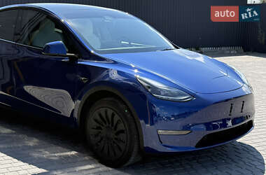 Внедорожник / Кроссовер Tesla Model Y 2023 в 