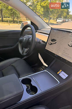 Внедорожник / Кроссовер Tesla Model Y 2022 в 