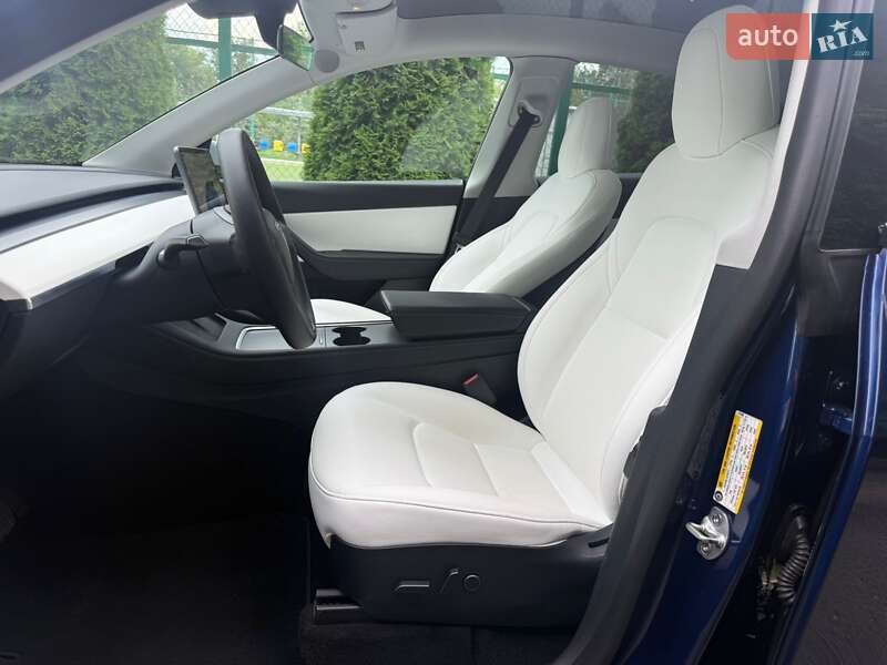 Внедорожник / Кроссовер Tesla Model Y 2022 в Львове