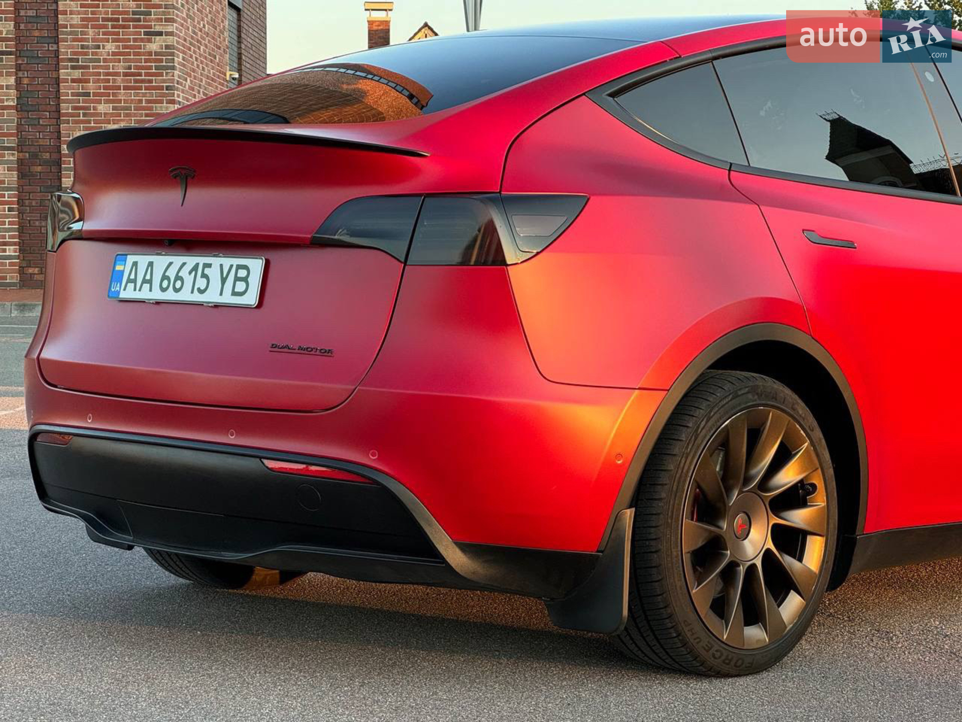 2020 Tesla Model Y - мініатюра 10
