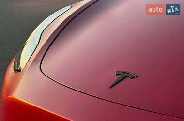 Внедорожник / Кроссовер Tesla Model Y 2020 в 