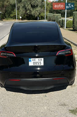 Внедорожник / Кроссовер Tesla Model Y 2021 в 