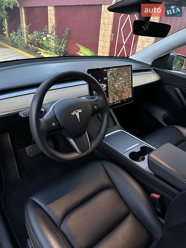 Внедорожник / Кроссовер Tesla Model Y 2021 в Одессе