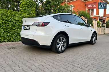 Внедорожник / Кроссовер Tesla Model Y 2021 в 