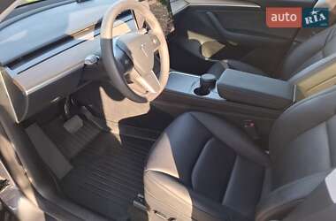 Позашляховик / Кросовер Tesla Model Y 2023 в 