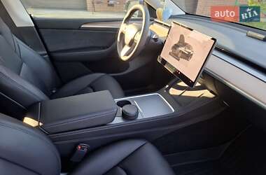 Позашляховик / Кросовер Tesla Model Y 2023 в 