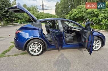 Внедорожник / Кроссовер Tesla Model Y 2020 в 
