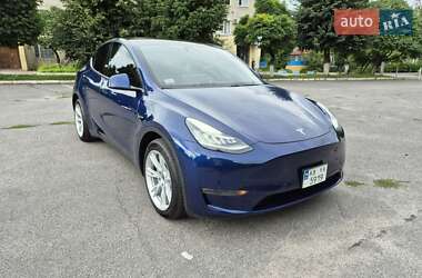 Внедорожник / Кроссовер Tesla Model Y 2020 в 