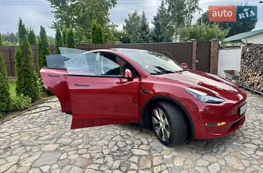 Внедорожник / Кроссовер Tesla Model Y 2023 в 