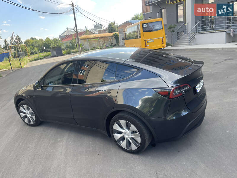 Внедорожник / Кроссовер Tesla Model Y 2024 в Фастове