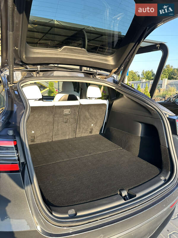 Позашляховик / Кросовер Tesla Model Y 2022 в Знам'янці фото 8 Позашляховик / Кросовер Tesla Model Y 2022 в Знам'янці