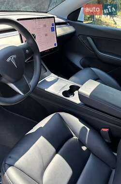 Внедорожник / Кроссовер Tesla Model Y 2022 в 