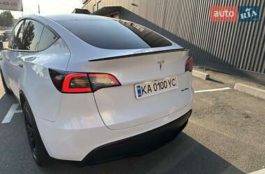 Внедорожник / Кроссовер Tesla Model Y 2021 в 
