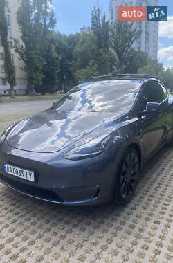 Внедорожник / Кроссовер Tesla Model Y 2023 в 