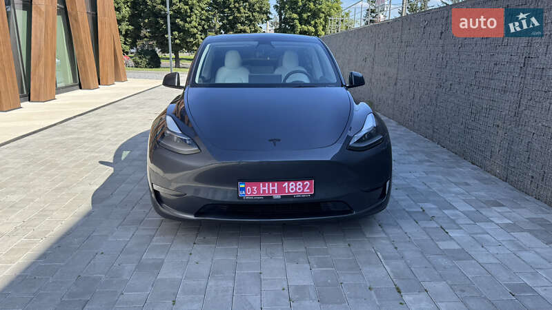 Внедорожник / Кроссовер Tesla Model Y 2021 в Луцке