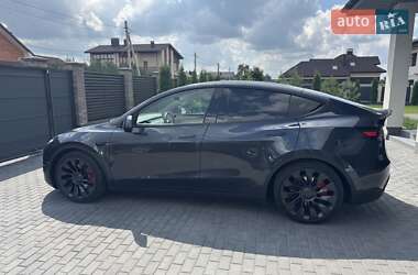 Внедорожник / Кроссовер Tesla Model Y 2024 в 
