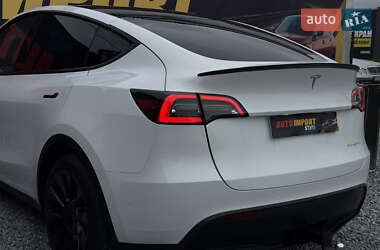 Внедорожник / Кроссовер Tesla Model Y 2021 в 