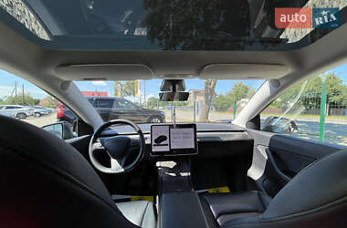 Внедорожник / Кроссовер Tesla Model Y 2020 в 