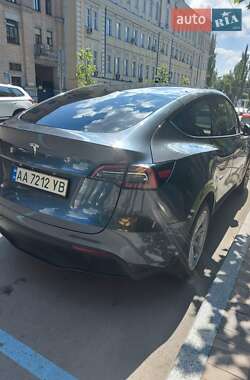 Внедорожник / Кроссовер Tesla Model Y 2022 в 